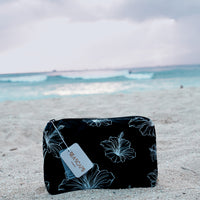 Accessory pouch on the beach